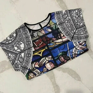 Love Culture Cathedral Stained Glass Short Sleeve Crop Top Shirt Women’s Large